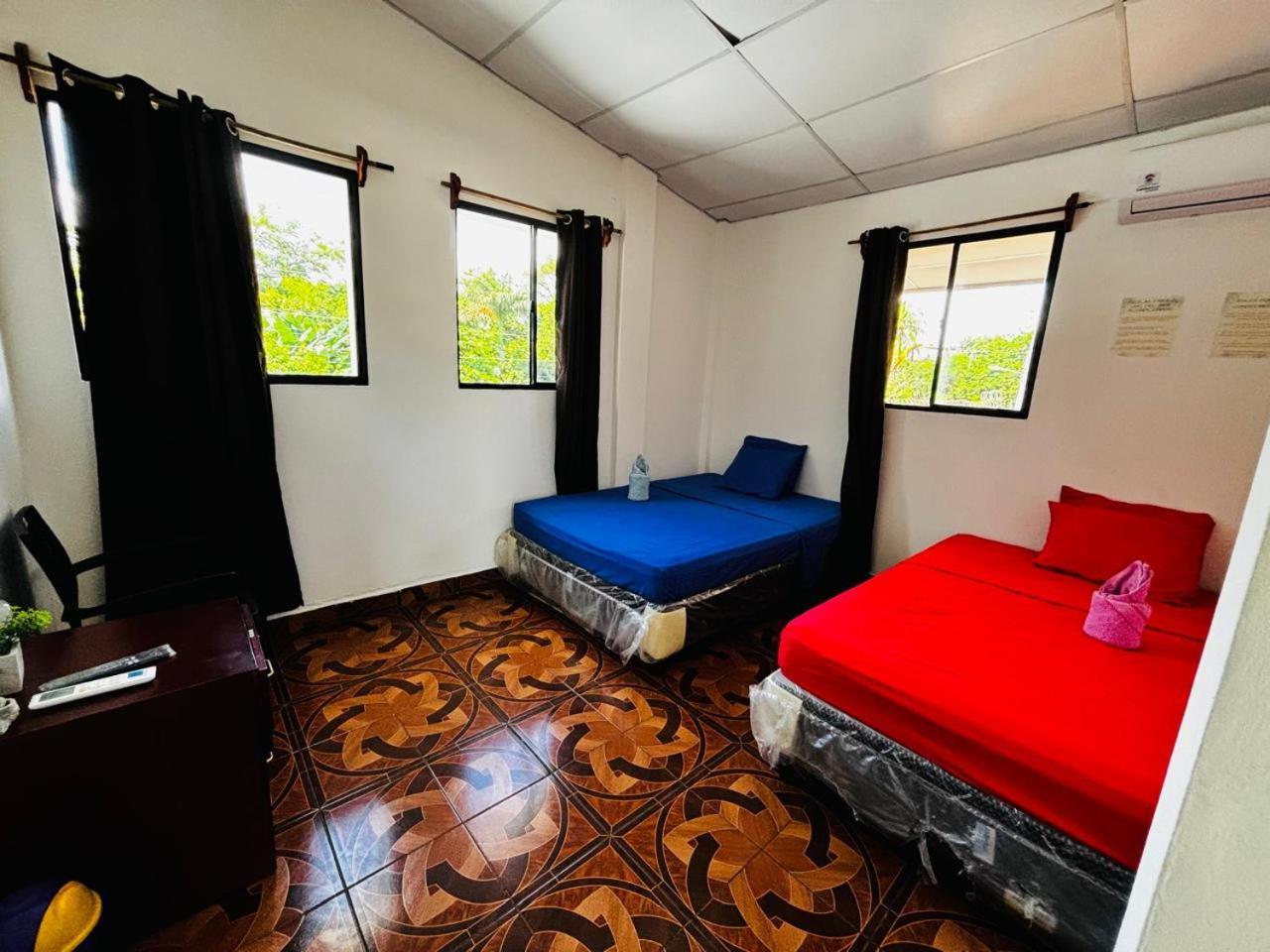 La Casona Sv Hostal La Libertad Exteriör bild